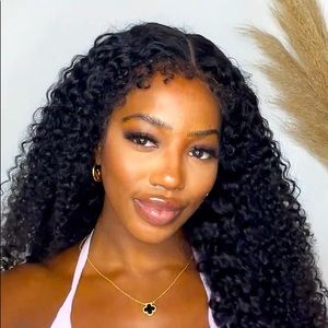 Ventilated Realistic Kinky Edges 7x5 Lace Closure Wig
18 inches